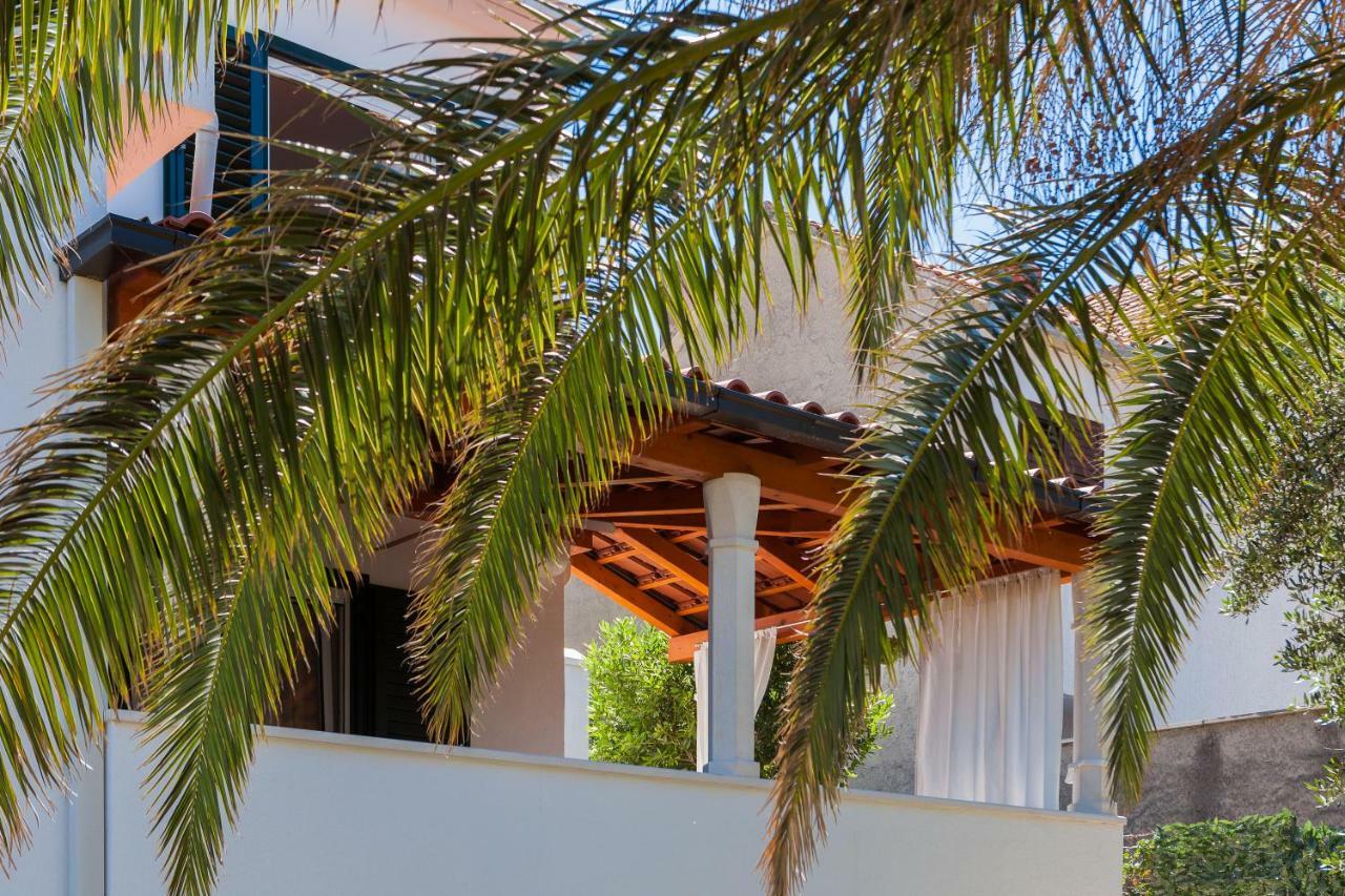 סופטאר Holiday Home Brac מראה חיצוני תמונה
